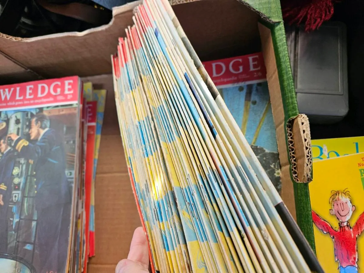 Box of Knowledge Magazines - Image 2