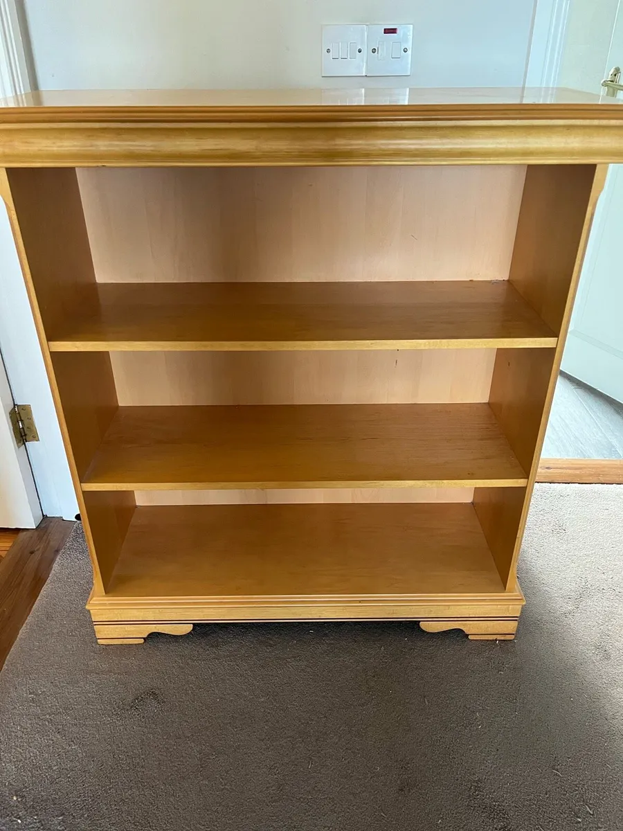 Bookshelf
