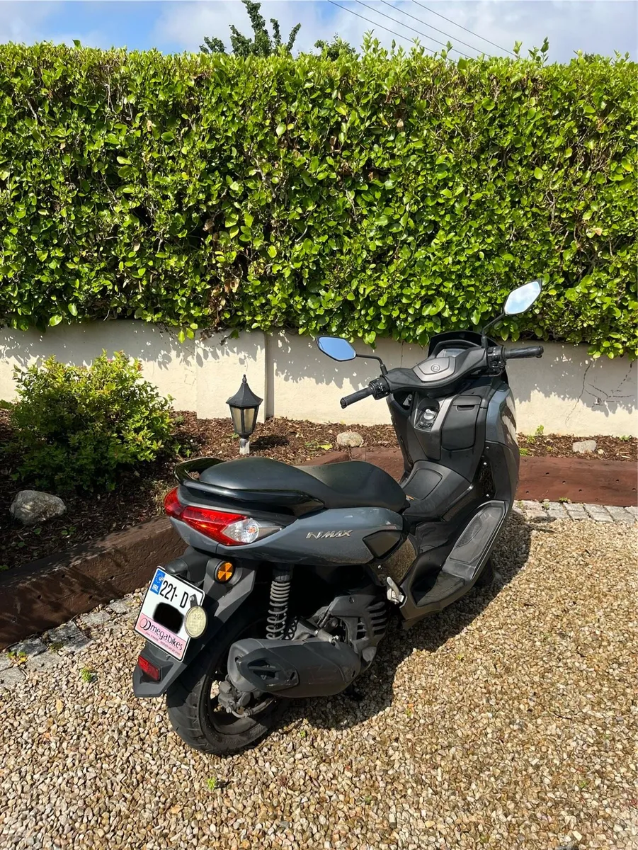 221 Yamaha NMAX 125 - Image 3