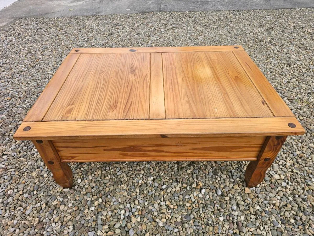 Cofee table - Image 4