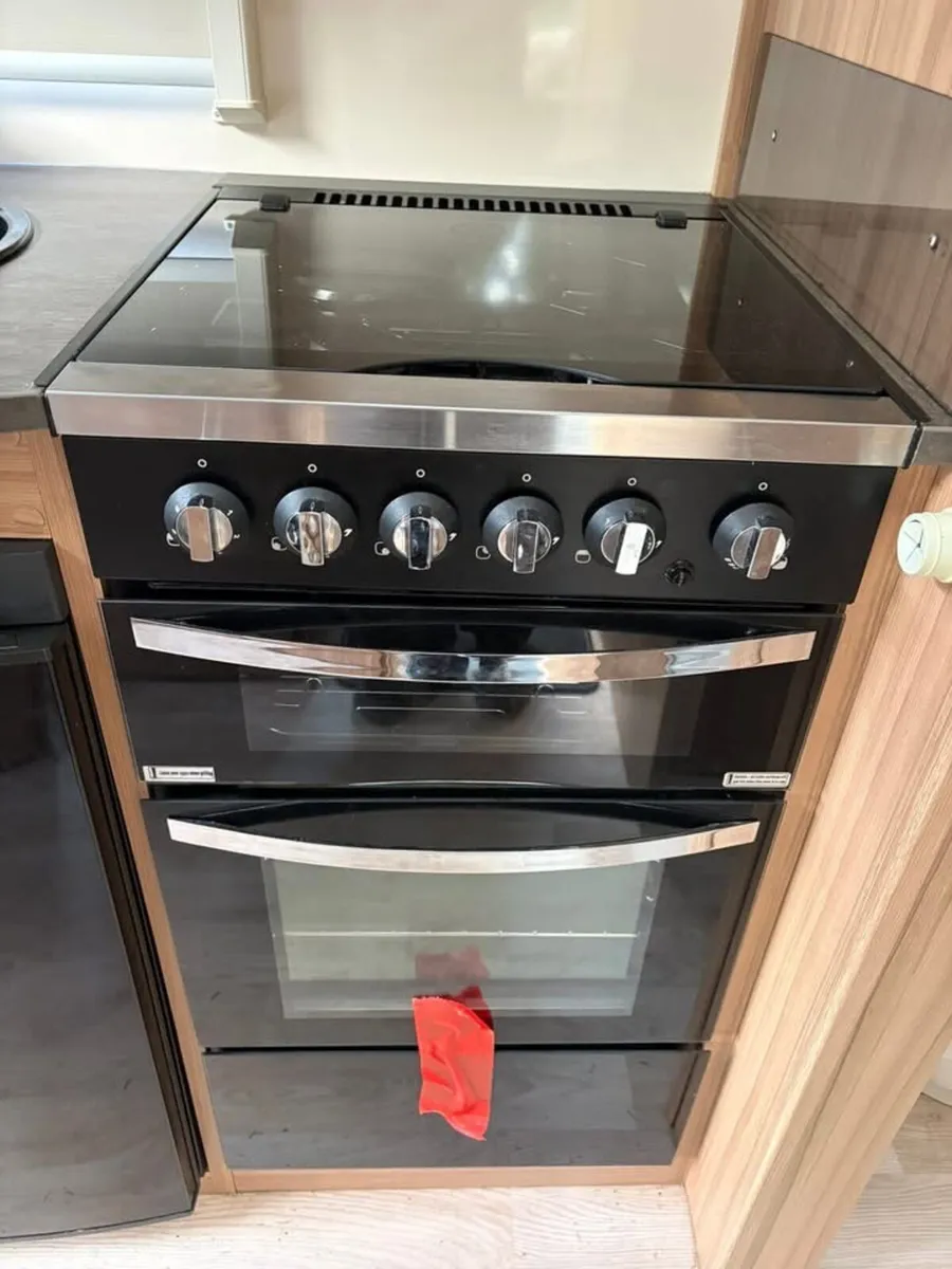 Thetford caprice camper oven - Image 2