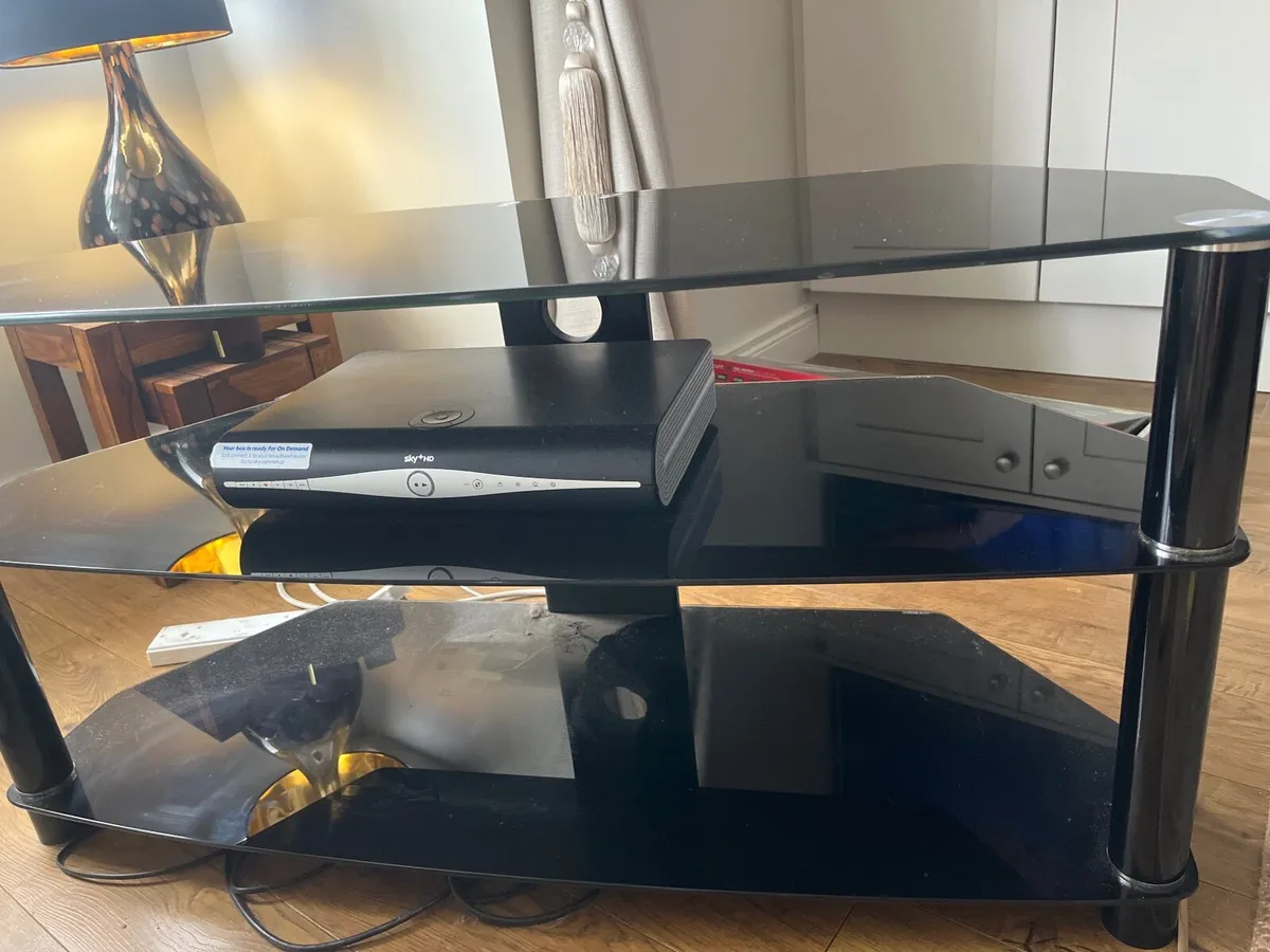 Tv unit - Image 1