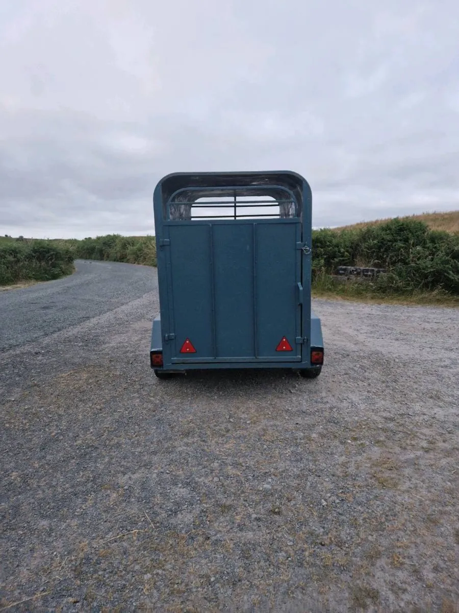 8ft by 4ft livestock trailer - Image 3