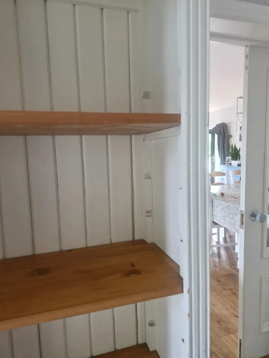 Soild wood bookcase - Image 4