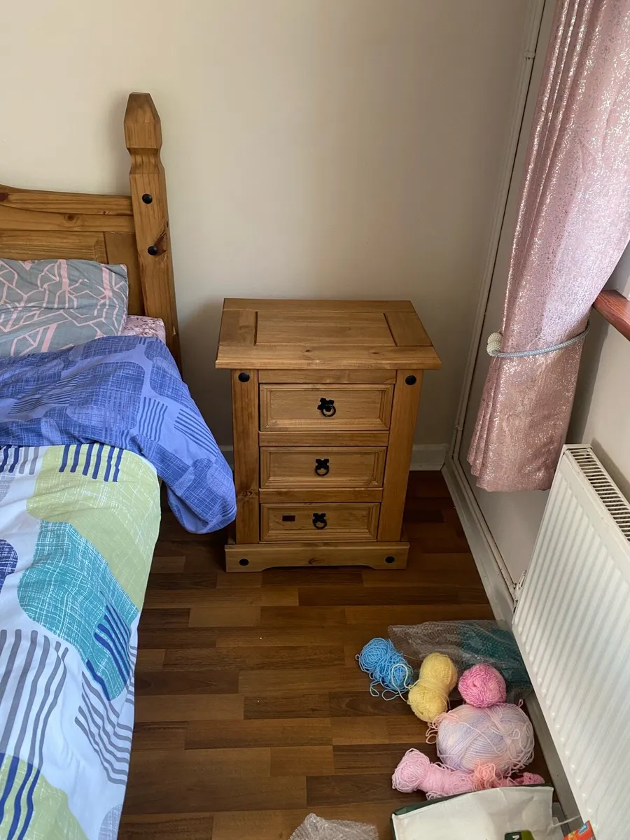 Bedroom furniture - Image 3