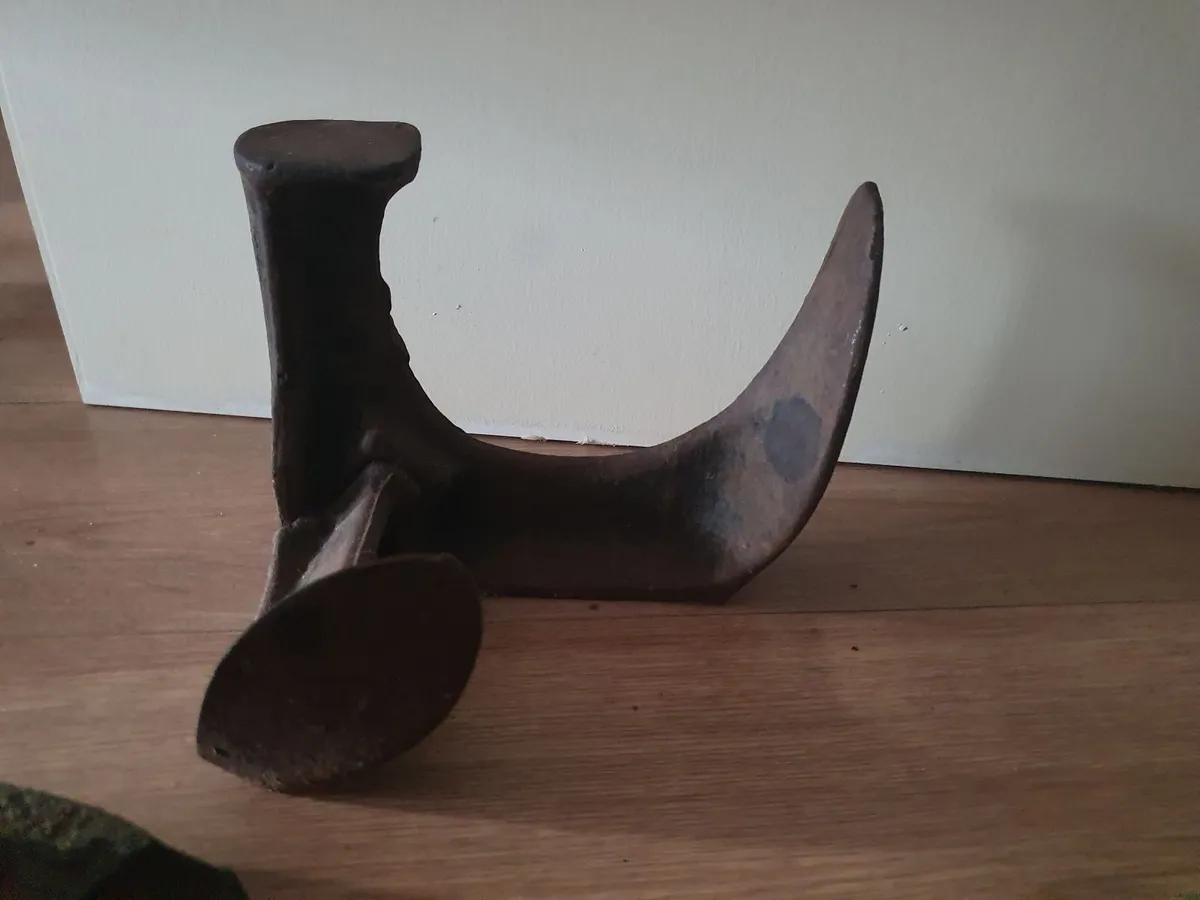 Antique Cast iron items - Image 2