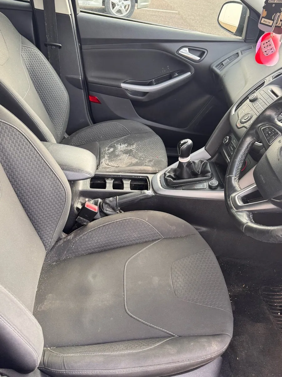 Ford Focus, Needs Body work, Mechanically Perfect - Image 4