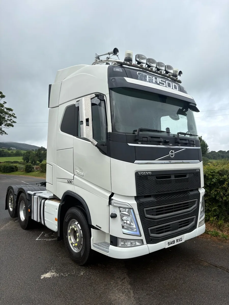 2019 VOLVO FH500 GLOBETROTTER - Image 1
