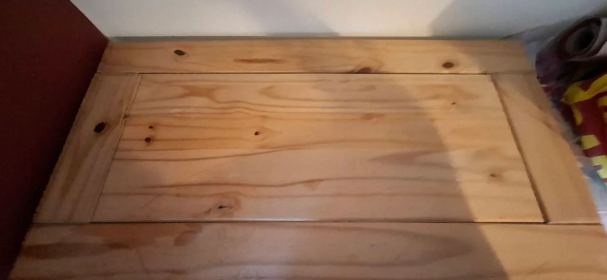 Chest of drawers - Image 2