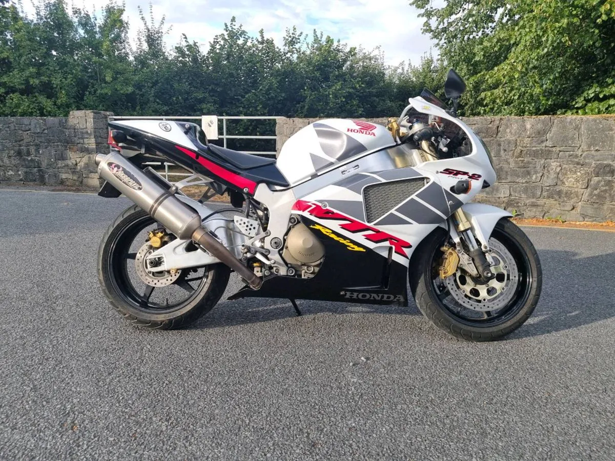 Honda sp2 - Image 1