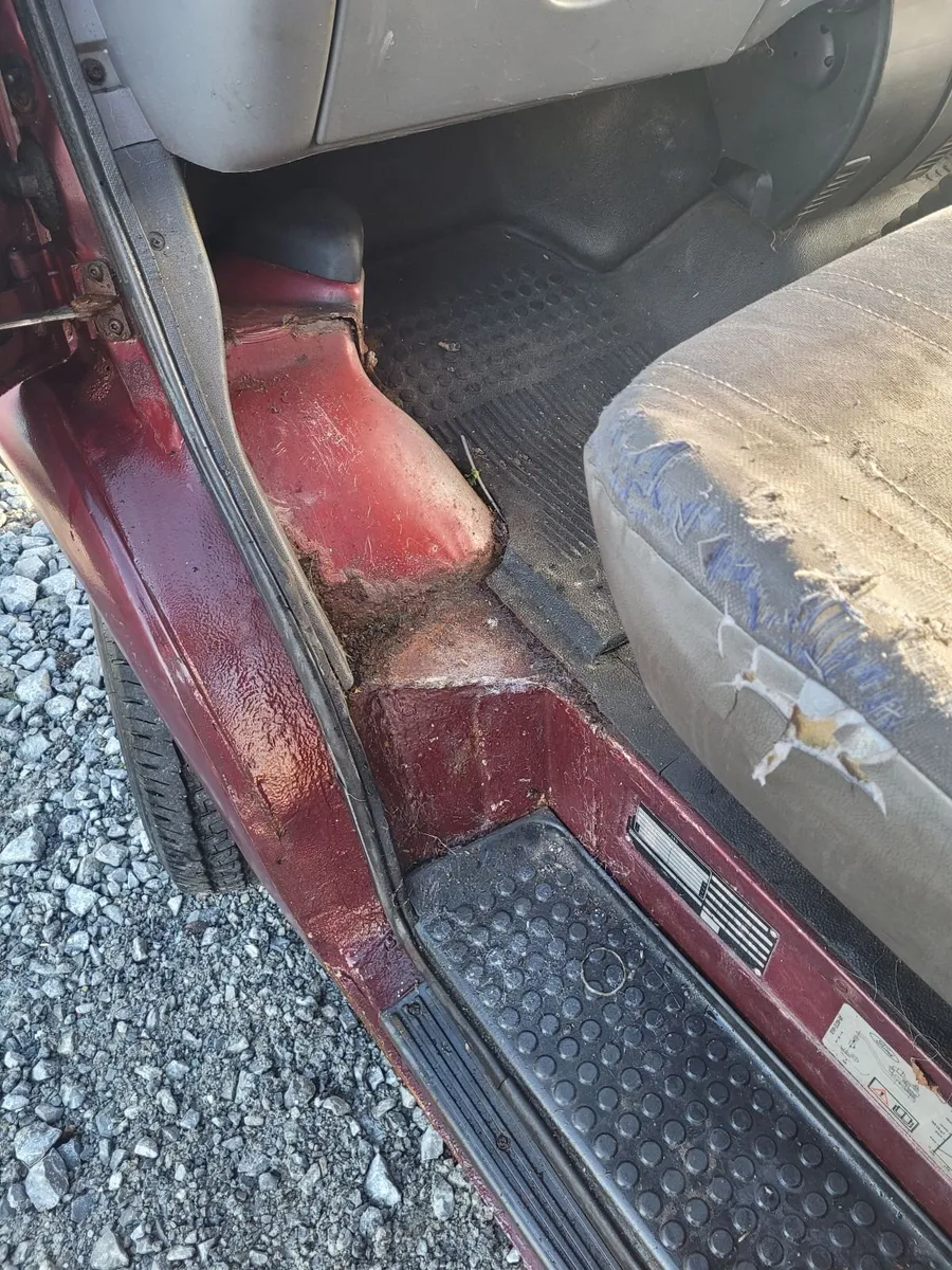 Ford Transit 1999 - Image 4