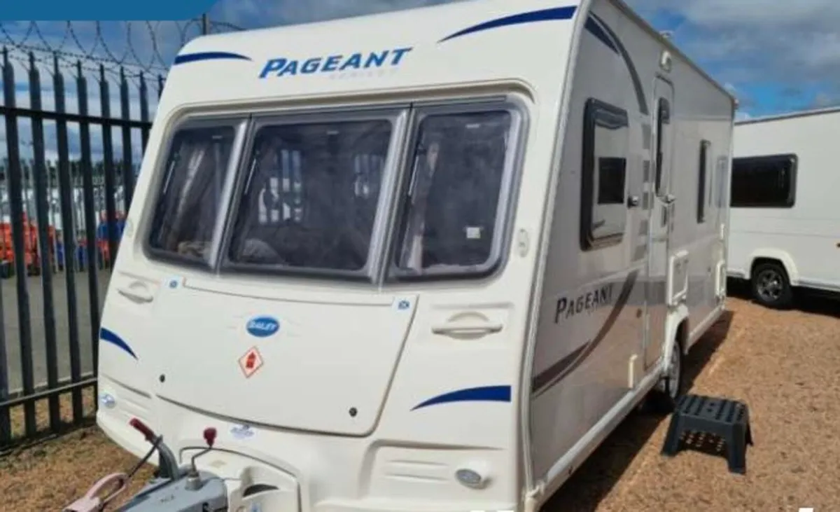 Caravan - Image 2