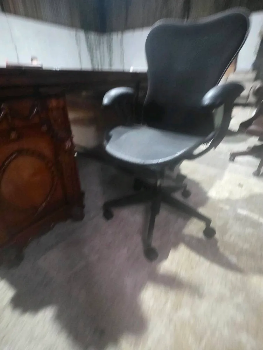 Herman Miller Mira 2 - Image 2