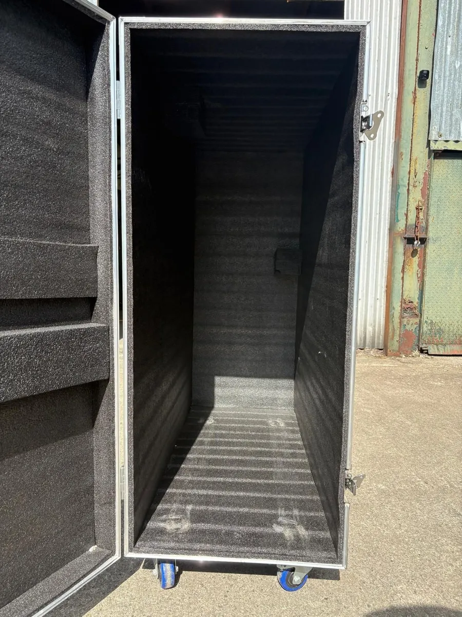 Large black plywood equipment flight case - Image 3