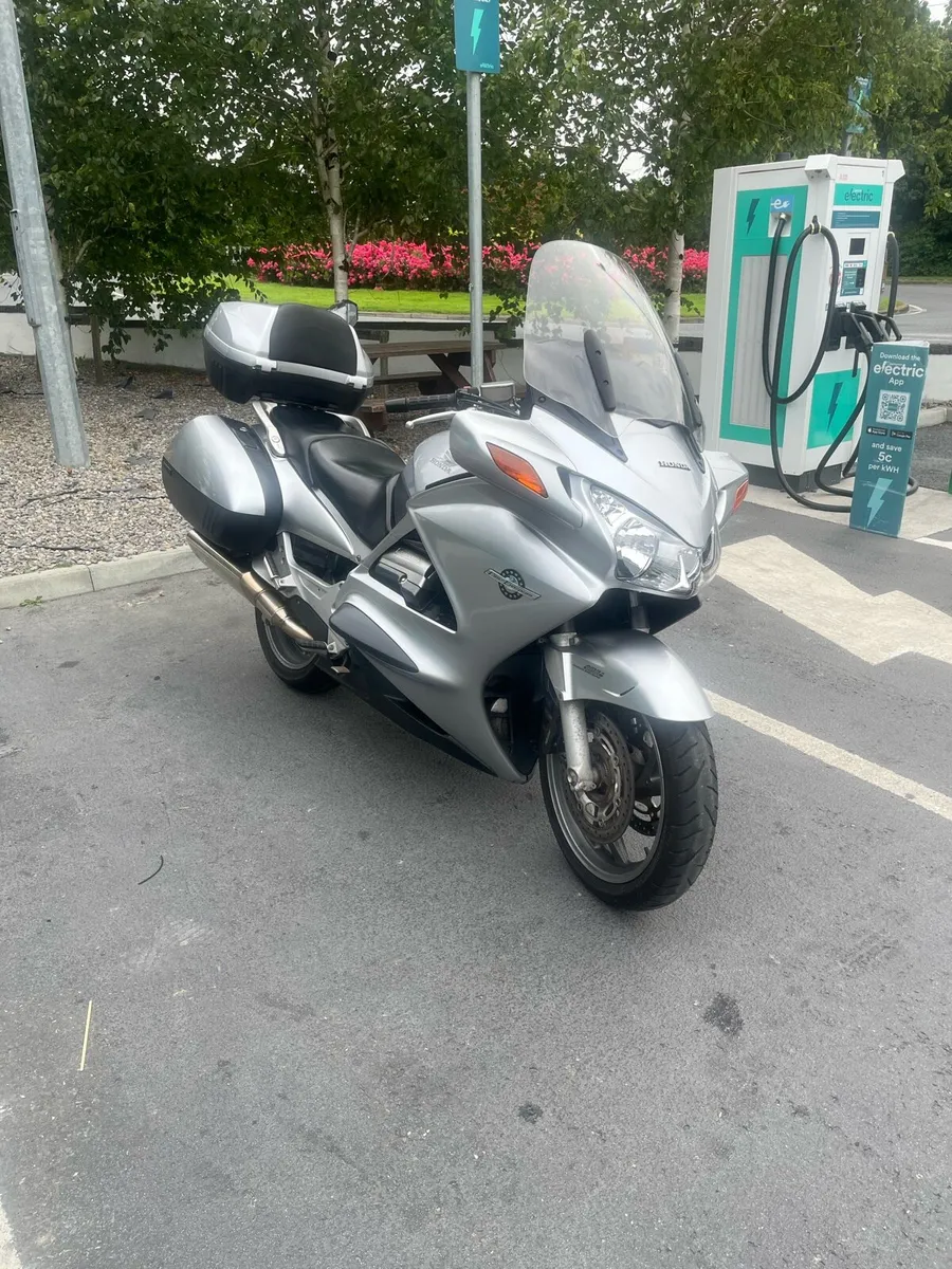 2004  Honda st1300 - Image 1