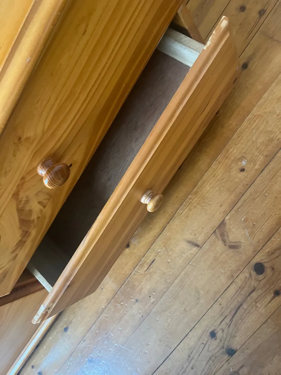 Solid Pine Blanket Box / Coffee Table with Storage - Image 2