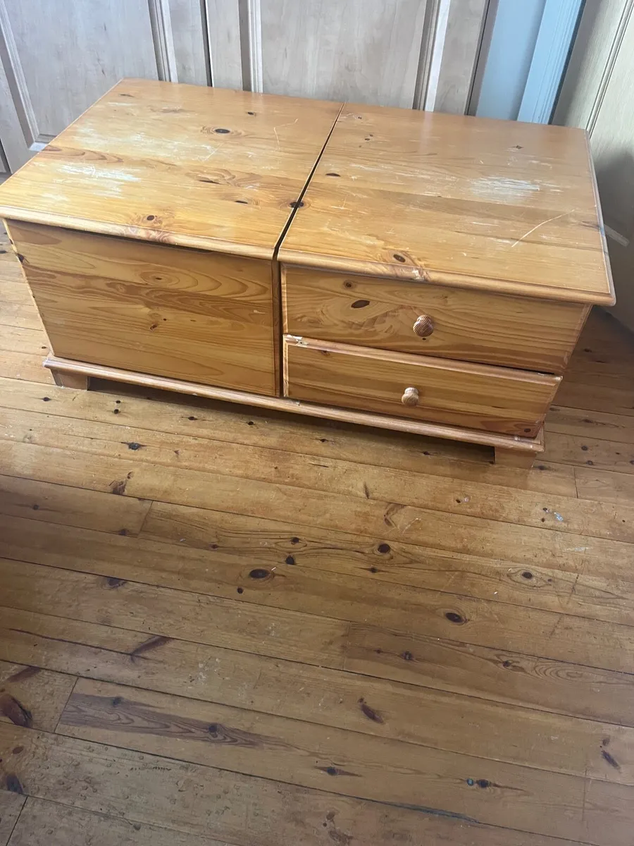 Solid Pine Blanket Box / Coffee Table with Storage - Image 1
