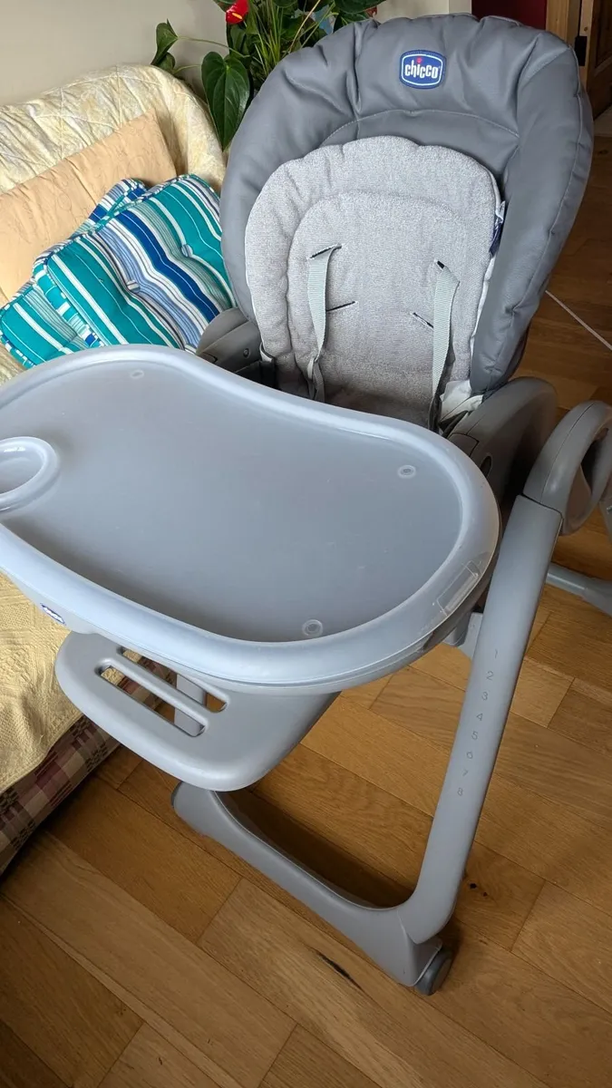 Chicco  Baby  Seat/High Chair - Image 3