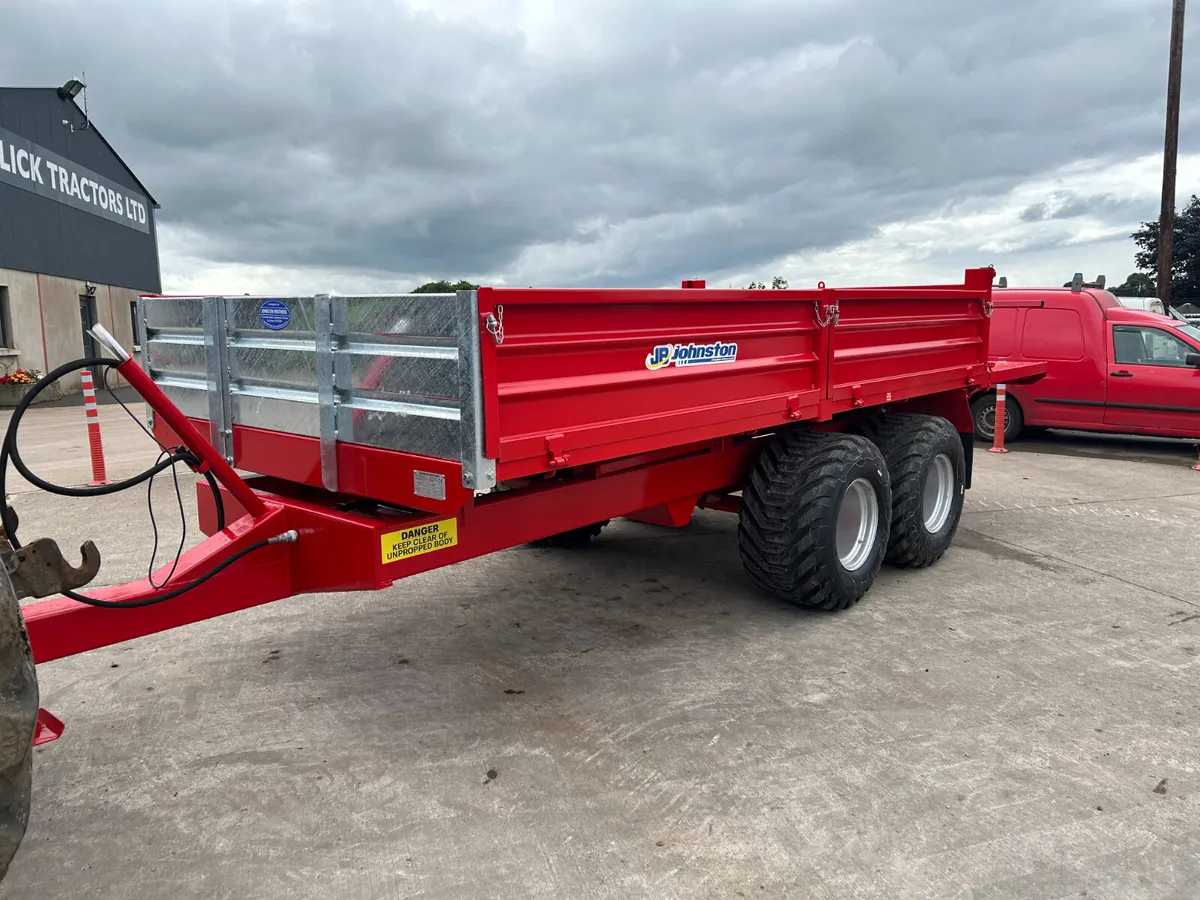 New Johnston 14ft Trailer C/W Bale Extension - Image 3