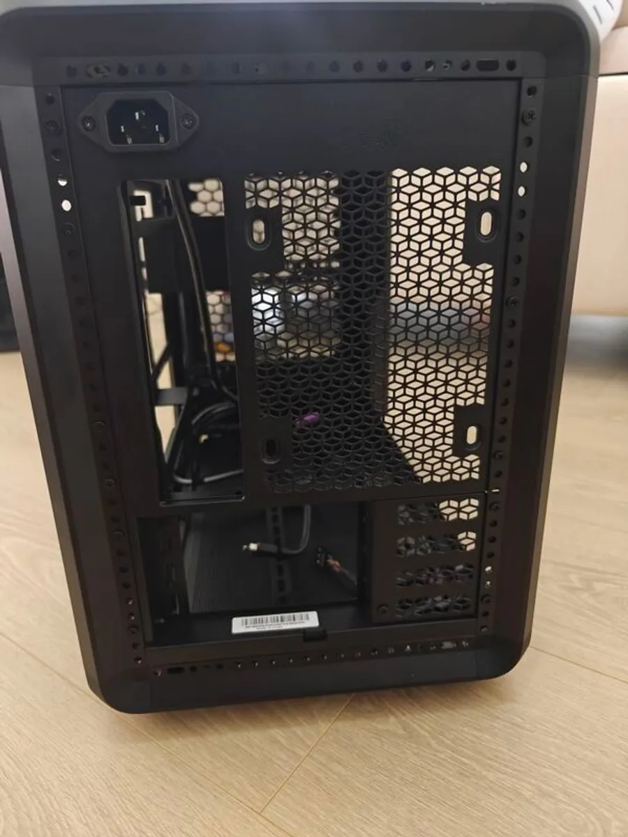 Cooler Master MasterFrame 400 - Image 4