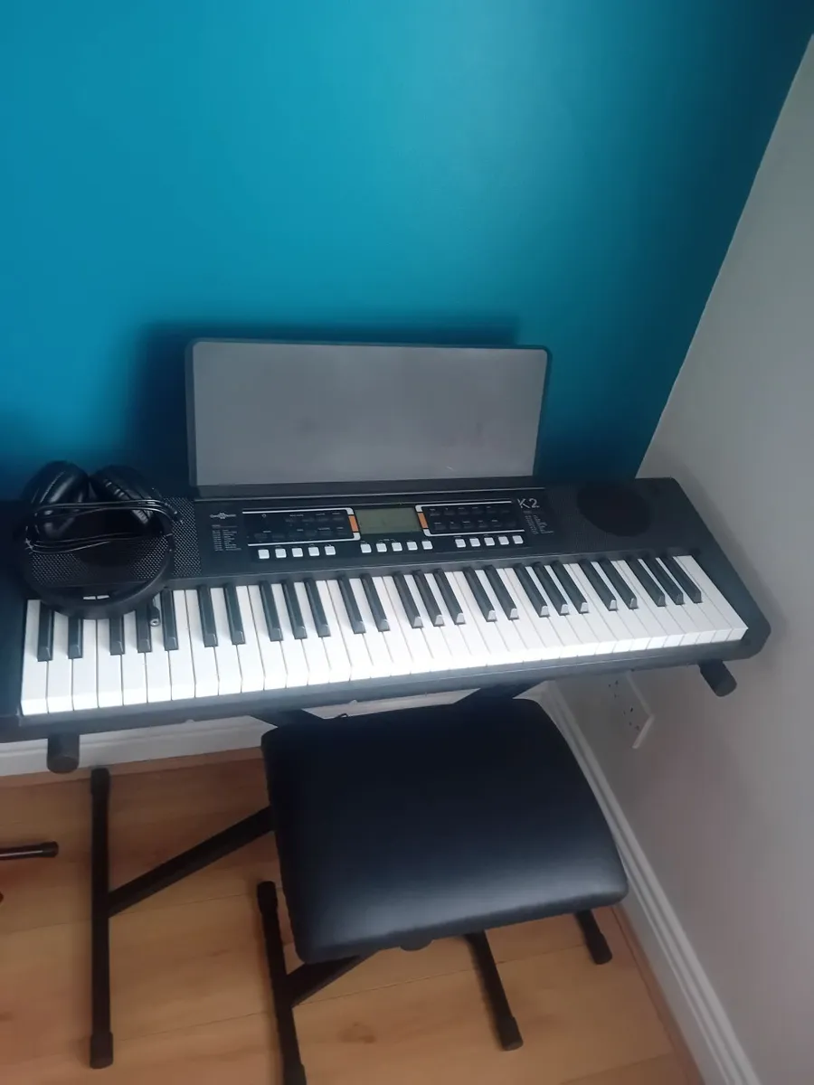 Electric Keyboard with Bluetooth - Image 1