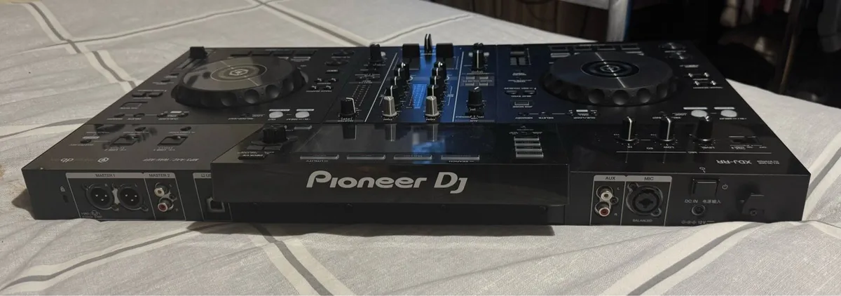 Pioneer XDJ-RR Controller + Flight Case - Image 3