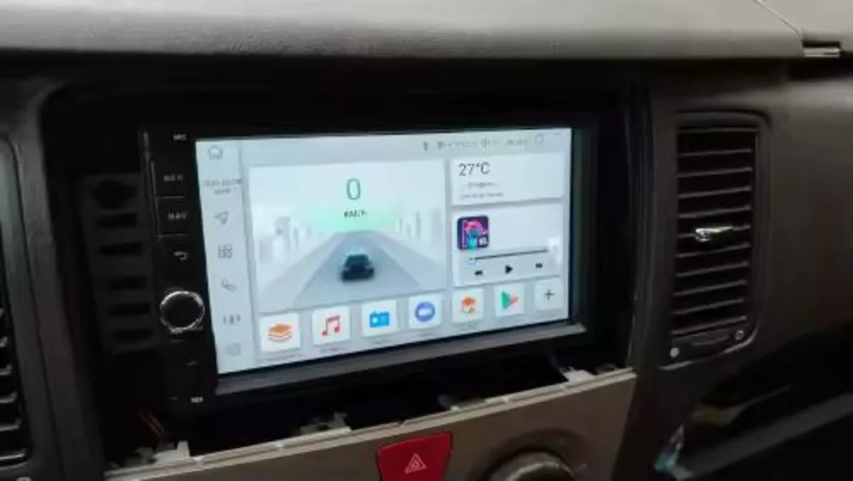 2 DIN 7" Android radio for Cars Campers Vans - Image 1