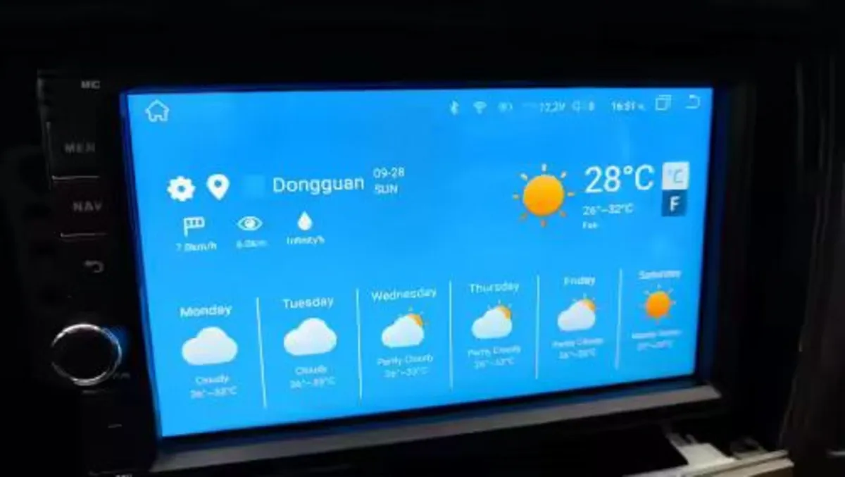 2 DIN 7" Android radio for camper van - Image 3
