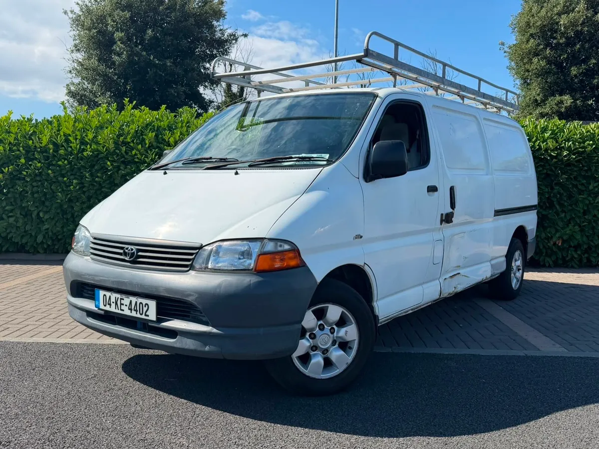 2004 Toyota Hi Ace 2.5 Diesel Van DOE 12/26 - Image 3