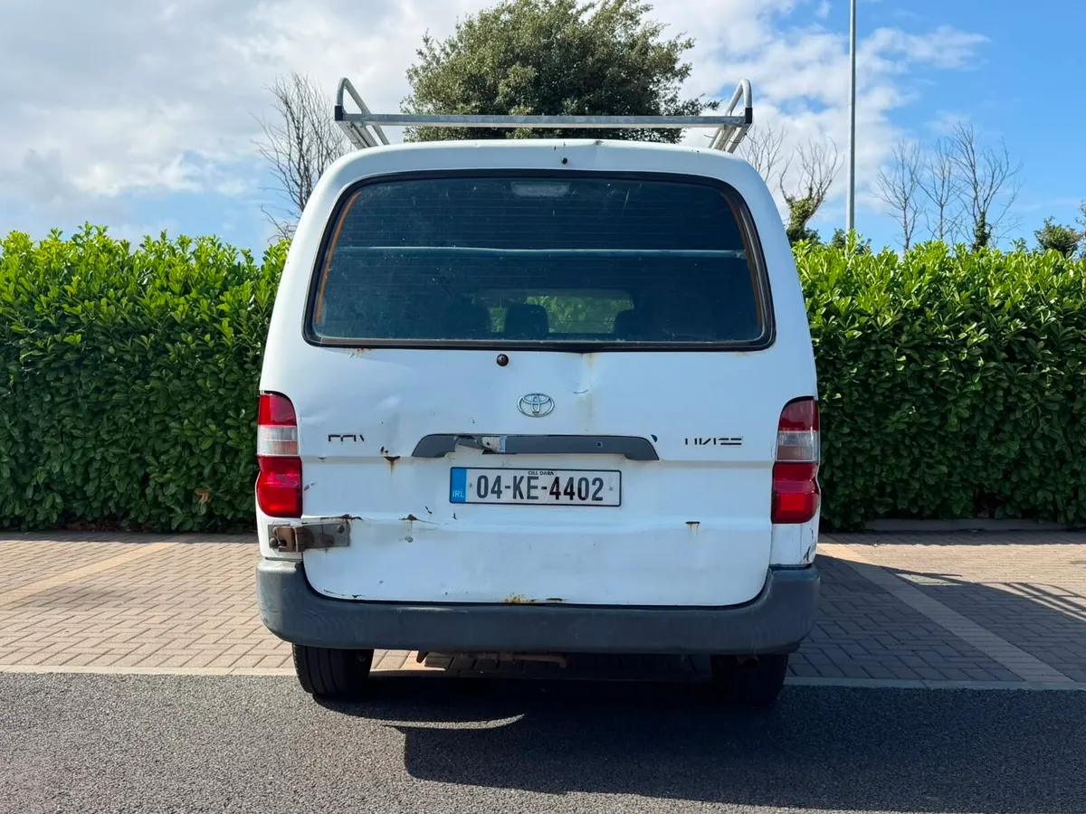 2004 Toyota Hi Ace 2.5 Diesel Van DOE 12/26 - Image 4