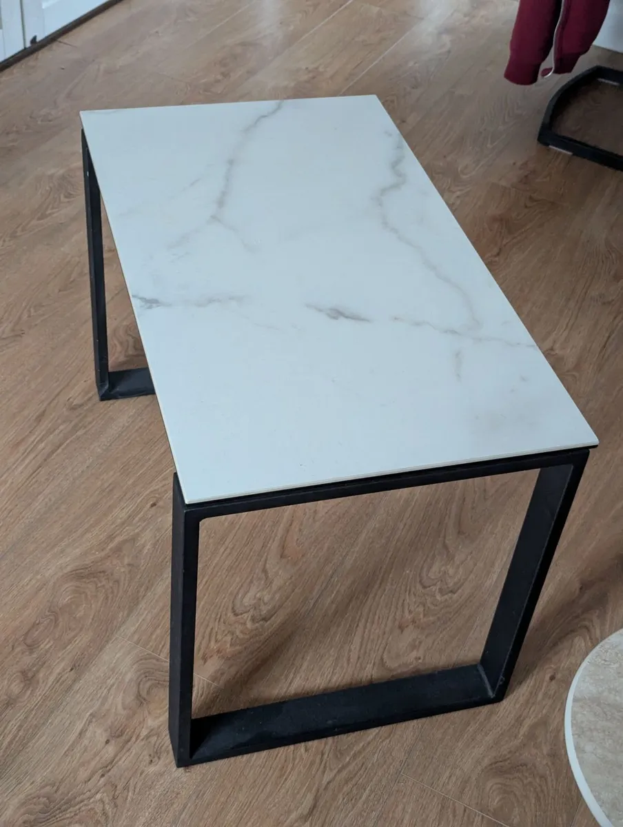 Coffee/lamp table - Image 2