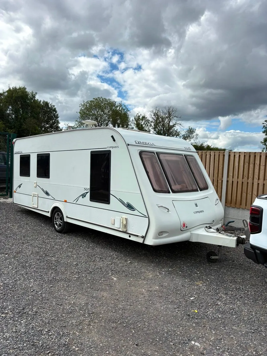 Compass 5 berth high end Caravan - Image 1