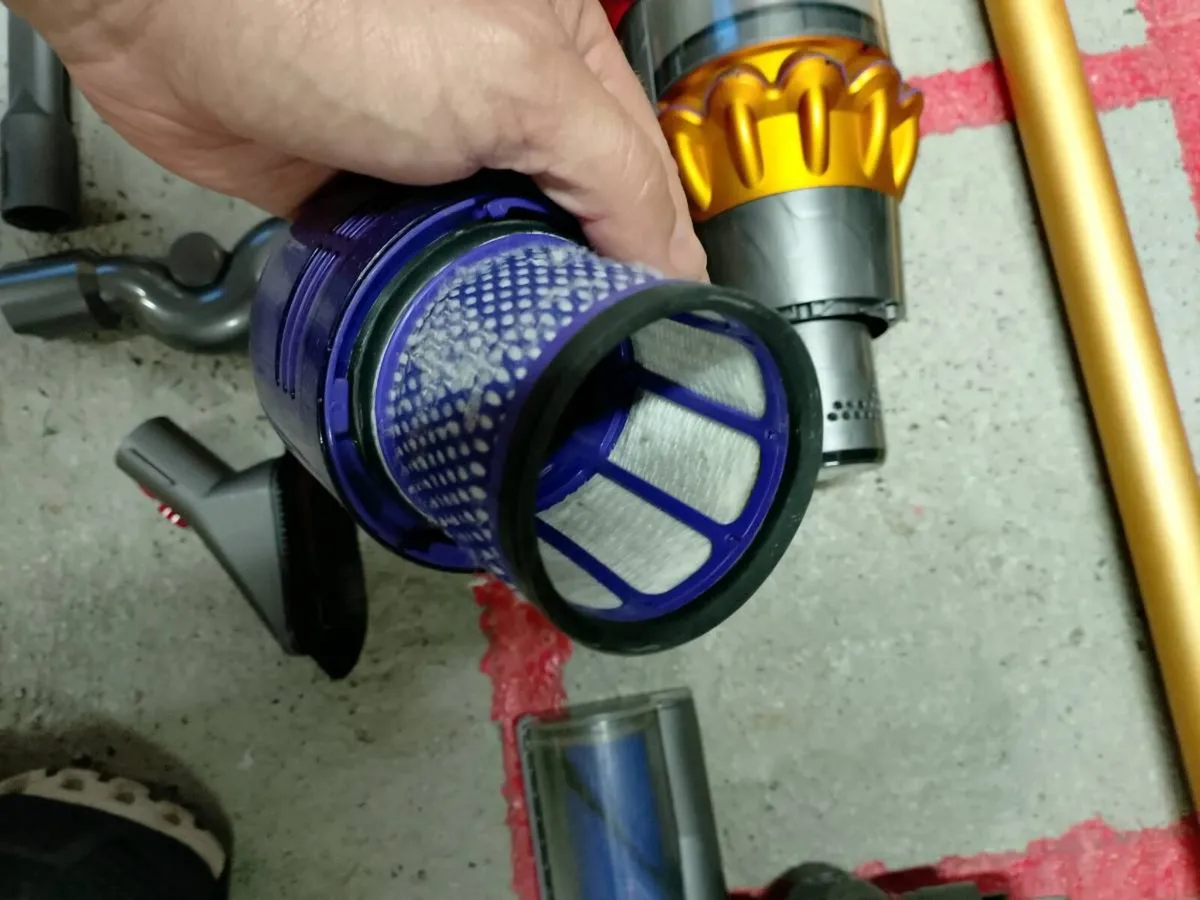 Dyson V15 - Image 4