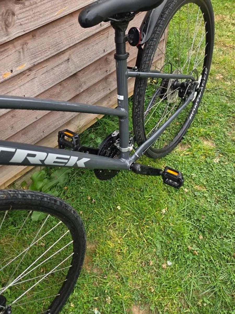 Trek Fx1 Dark Grey Small - Image 1
