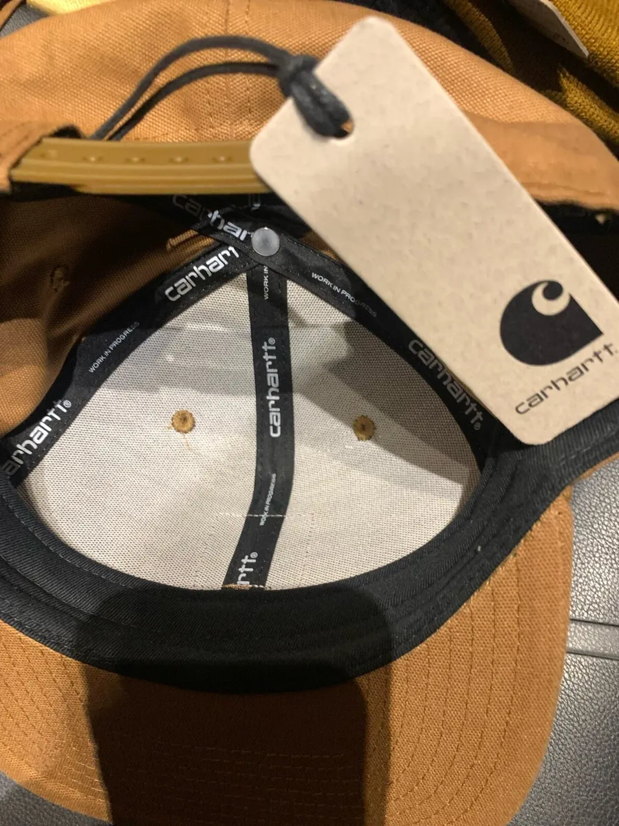 Carhartt hat new - Image 3