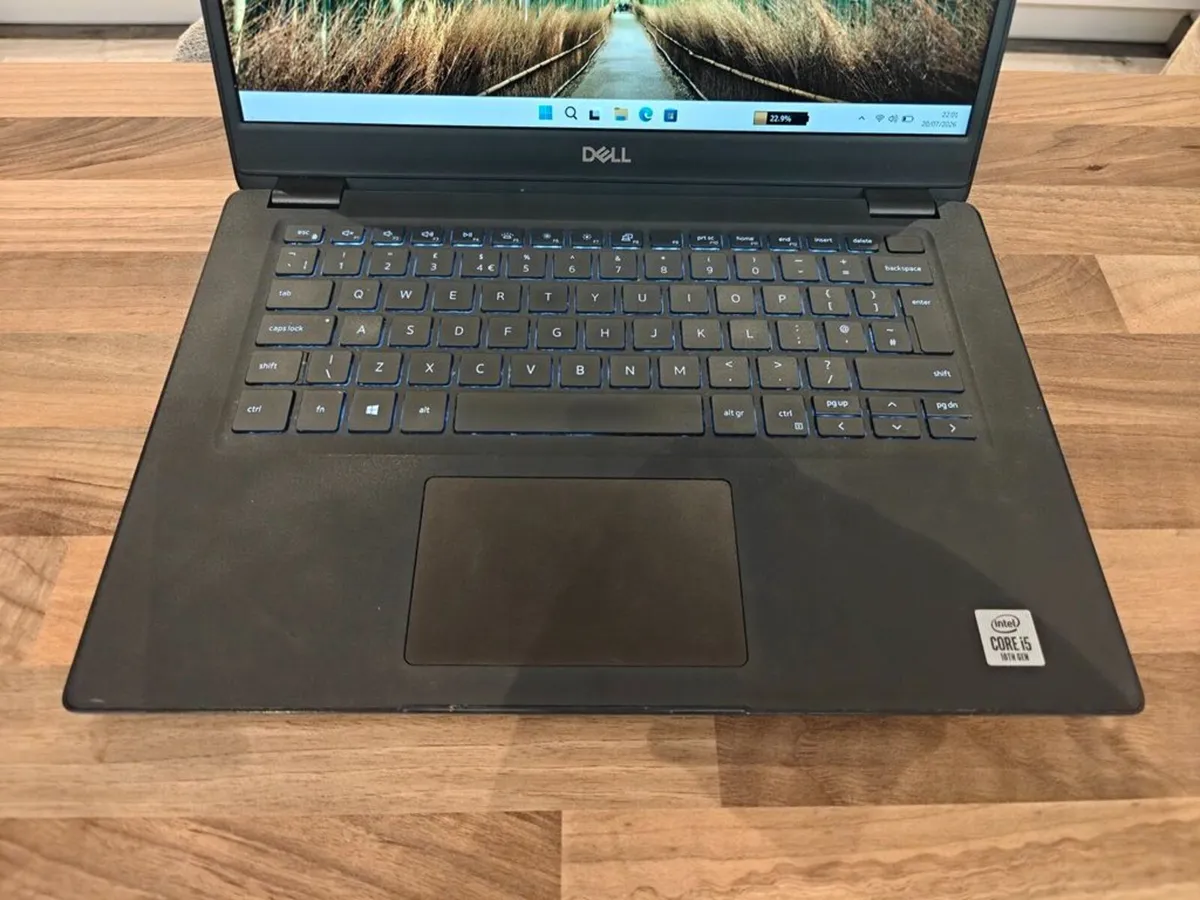 Dell Latitude 3410 | i5 | 16GB | 256GB | 14" FHD - Image 2