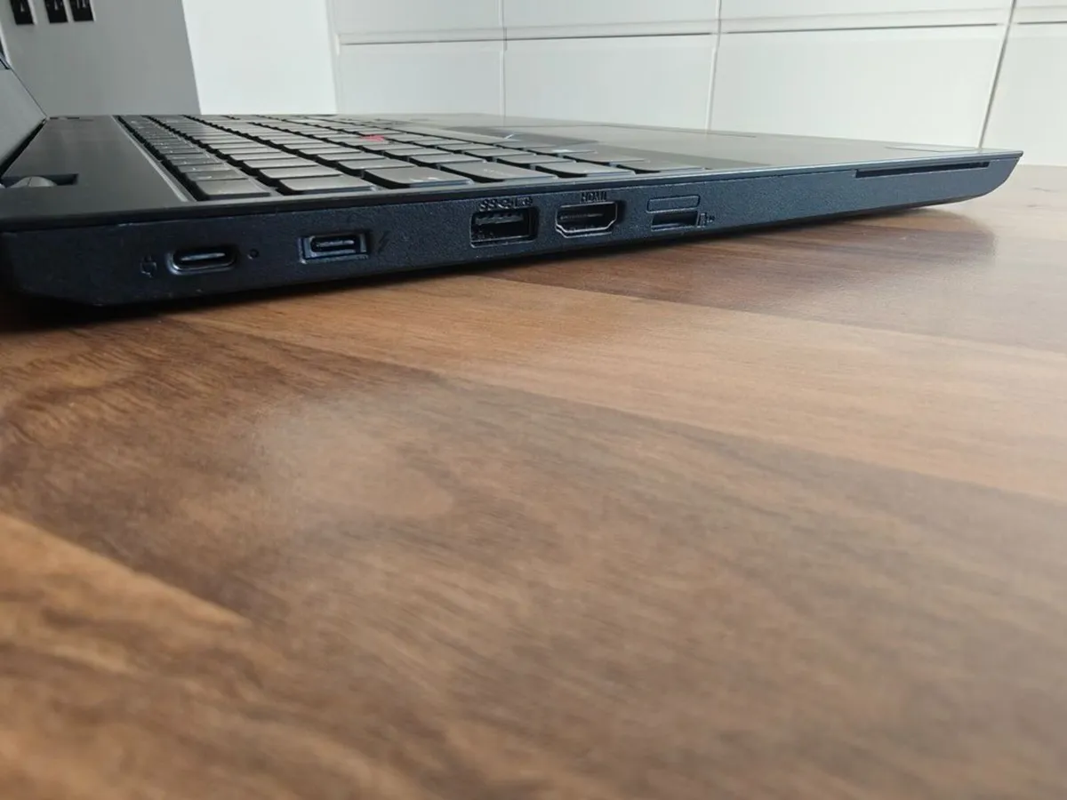 Lenovo Thinkpad L15 Laptop | i7 (11th gen) | 16GB - Image 3