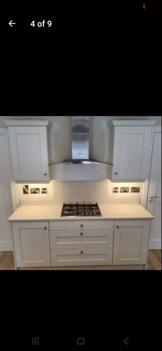 Kitchen with Granite Island and cooker hood - Image 3