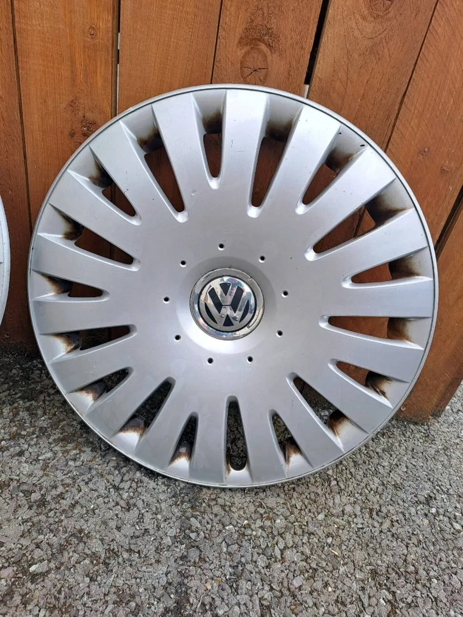 Voltswagon hubcaps - Image 1