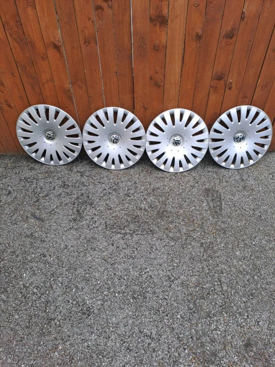 Voltswagon hubcaps - Image 2
