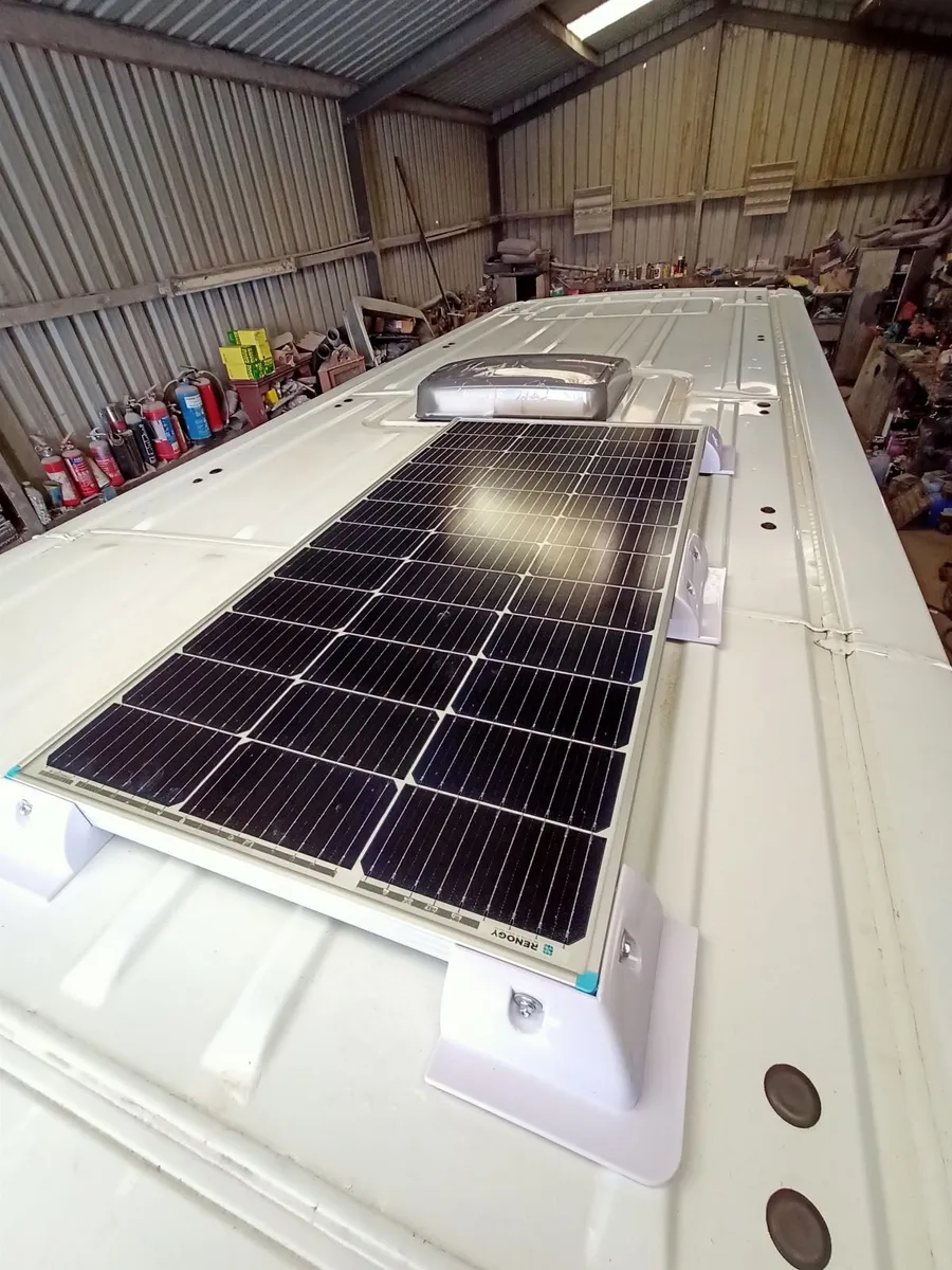 200W solar panel kit for Camper van or Boat - Image 1