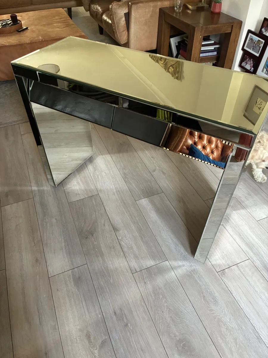 Console table - Image 2