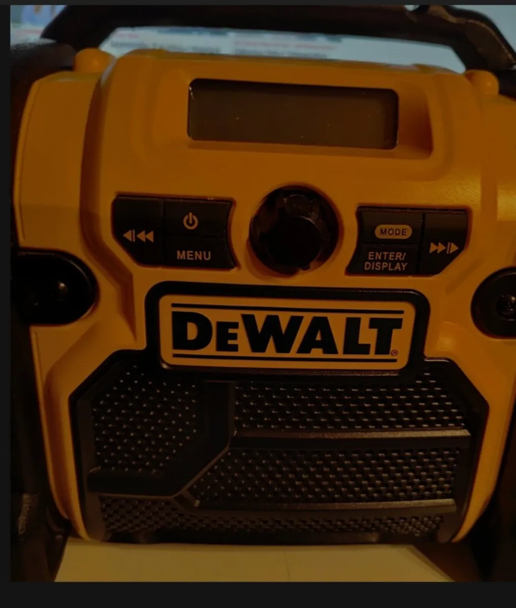 Dewalt site radio - Image 2