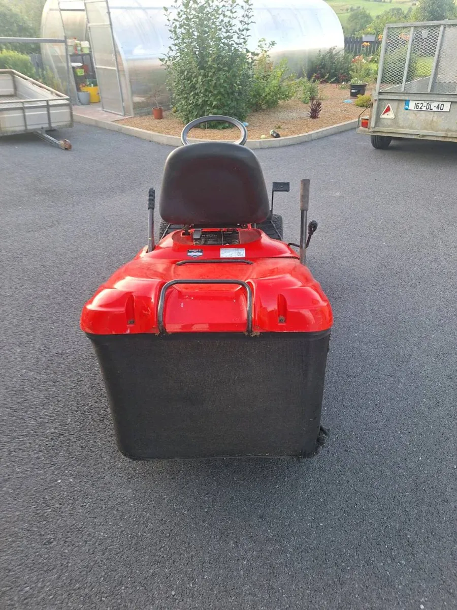 Tractor lawnmower - Image 3