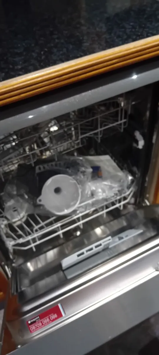 Dishwasher - Image 2