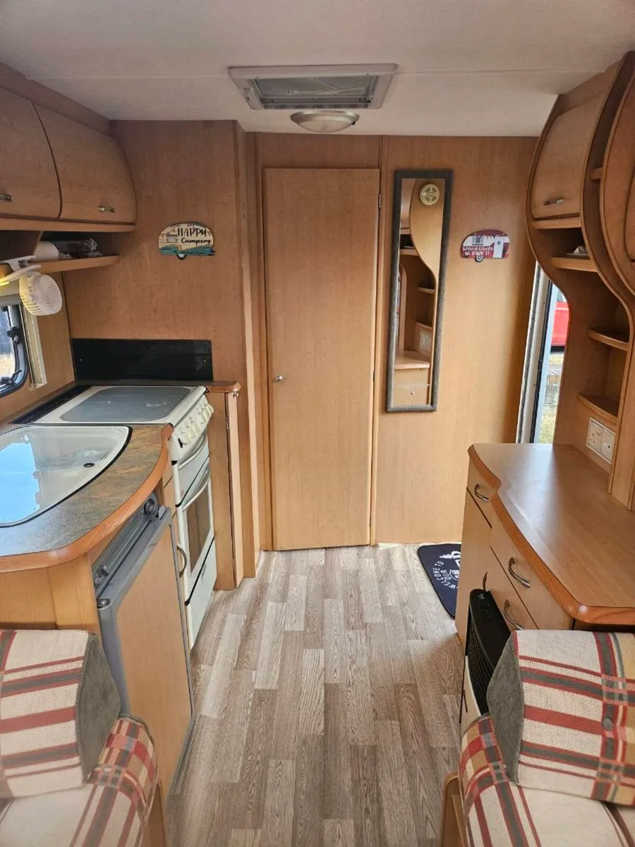 Caravan 2 Berth - Image 3