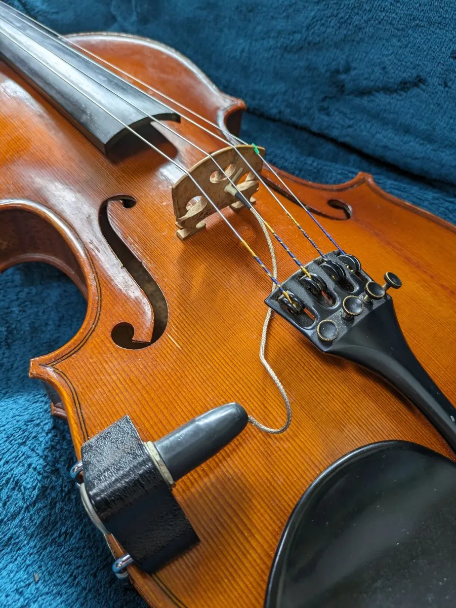 Violin/Fiddle with LR Baggs Pick Up Built-In - Image 3