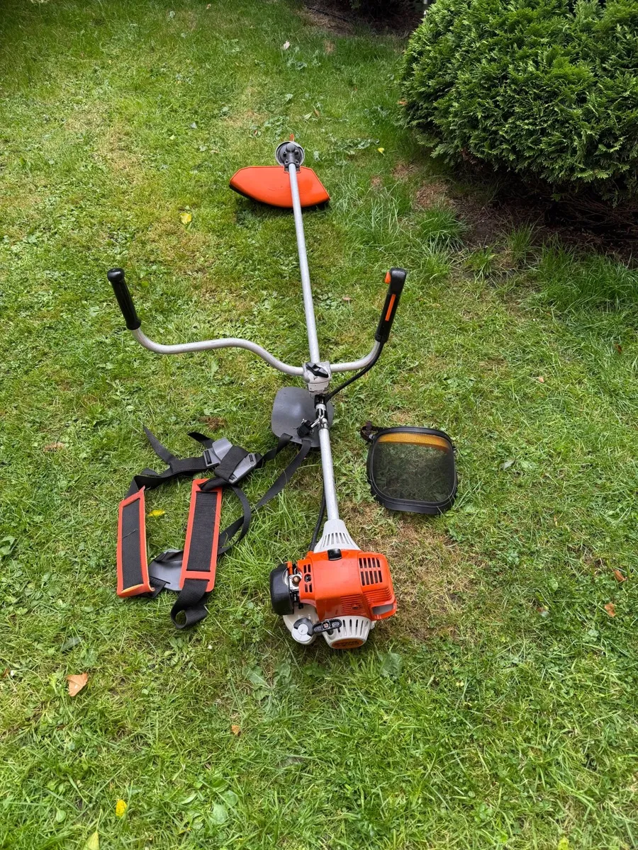 Stihl FS 100 strimmer - Image 1