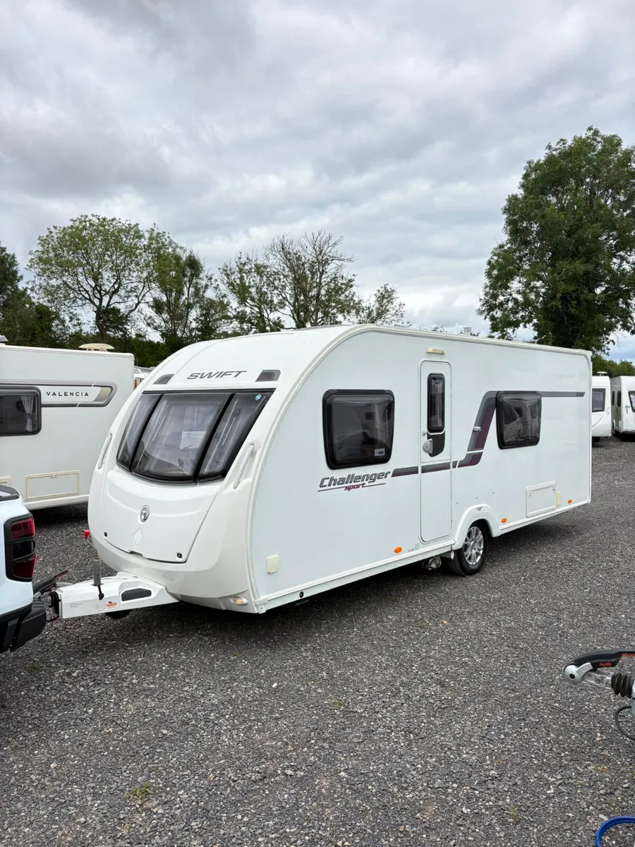 Swift Challenger 4 berth fixed bed rear washroom - Image 1