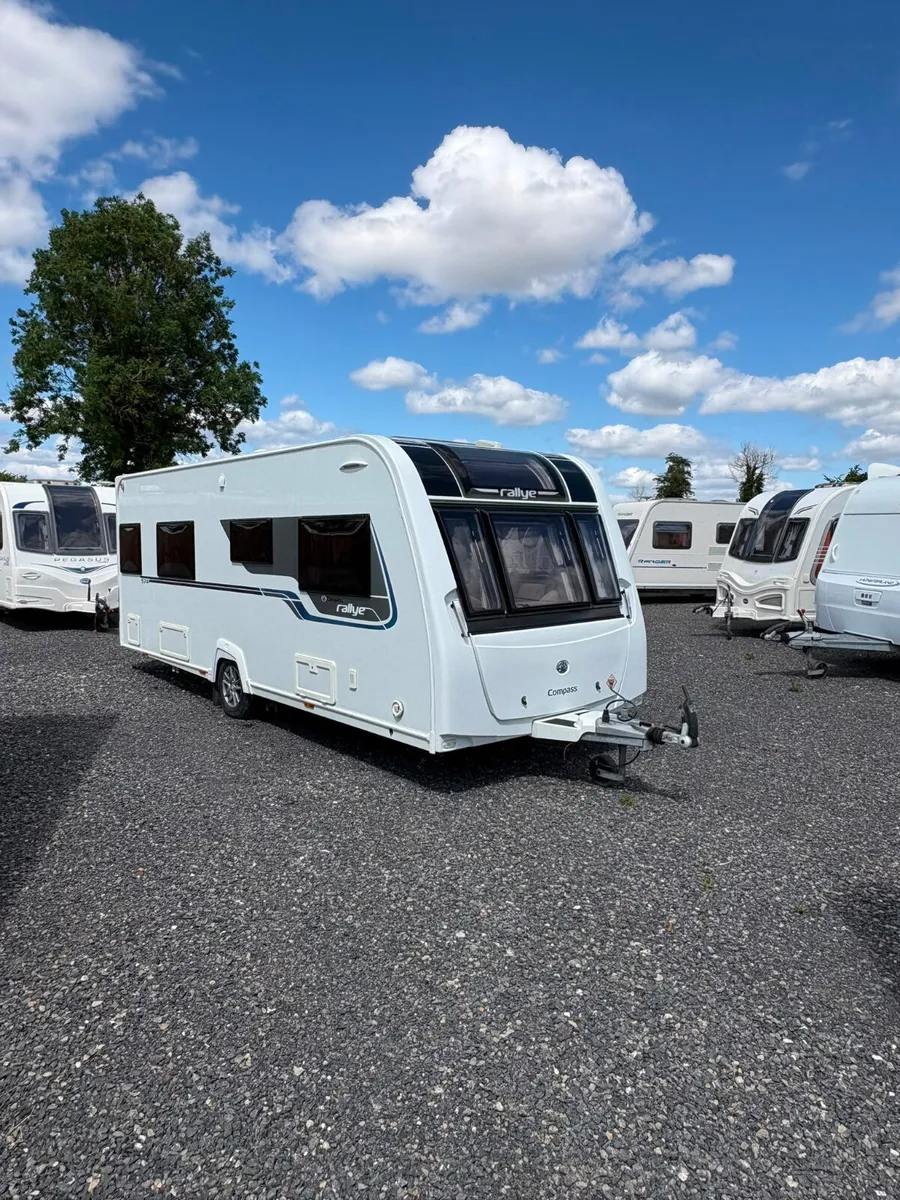 Compass Rallye 4 berth single bed caravan - Image 2